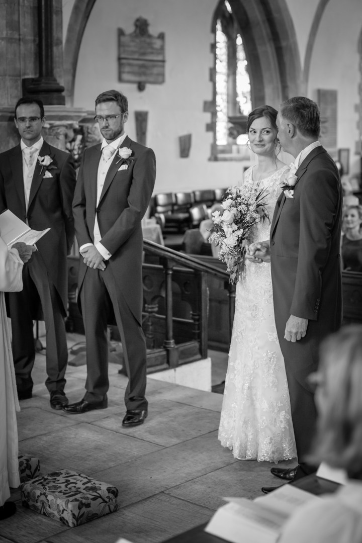 jake moore photography kingston country courtyard wedding (21)