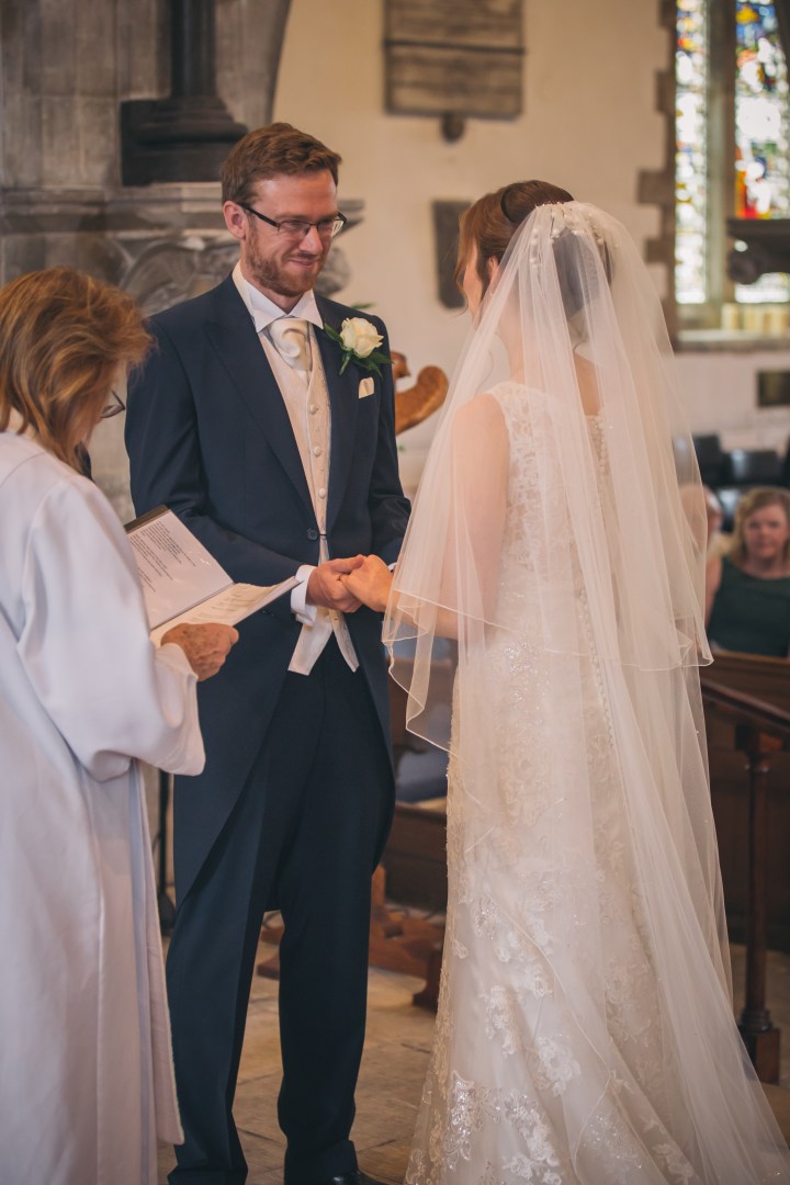 jake moore photography kingston country courtyard wedding (23)