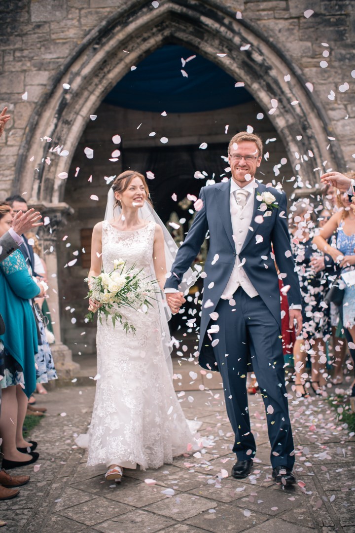 jake moore photography kingston country courtyard wedding (30)