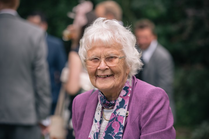 jake moore photography kingston country courtyard wedding (37)