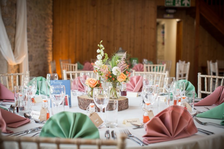 jake moore photography - kingston country courtyard wedding (57b)