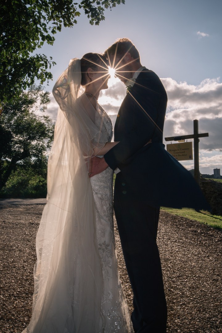 jake moore photography kingston country courtyard wedding (76)