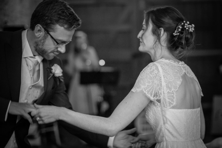 jake moore photography kingston country courtyard wedding (82)